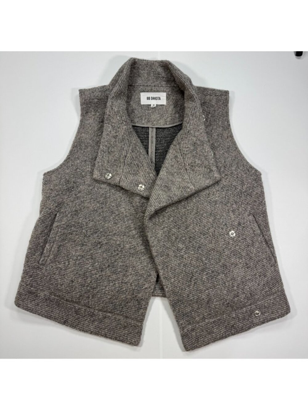 BB Dakota Sweater Women's M Gray Wool Cardigan Vest Snap-Front Winter Holiday